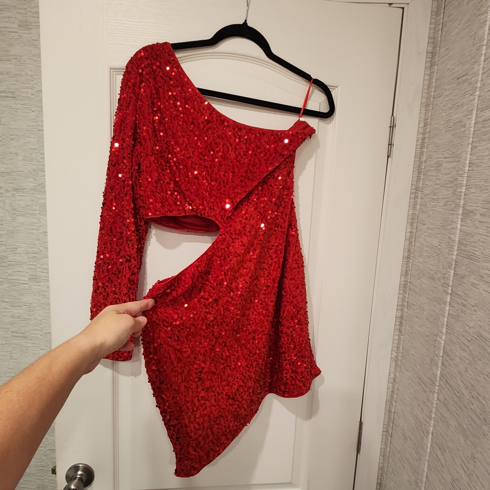 Elegant One Shoulder Red Sequin Dress With Sude Cutout Size XL Euc